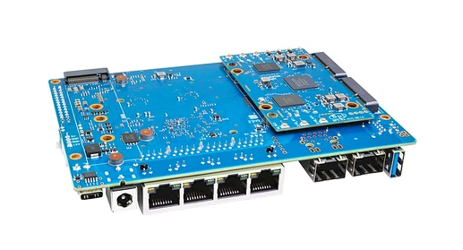 BPI-R4-NIC-BE14-WiFi-7-Module-installed-on-Banana-Pi-BPI-R4-router