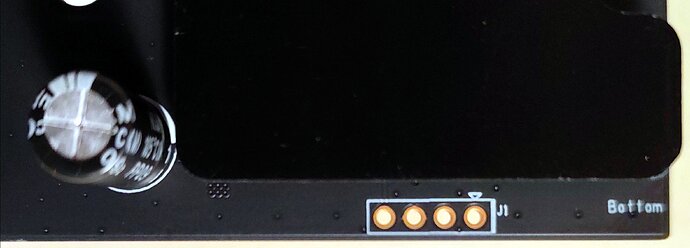 tplink_re6000xd_backside_pins